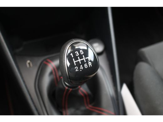 Ford Fiesta 1.0 Hybrid ST-Line | Carplay | Climate | PDC | Navi | LED | Cruise | | Carplay | Climate | PDC | ... ActivLease financial lease