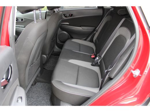 Hyundai Kona 1.6 GDI HEV Fashion | Automaat | Trekhaak | Dodehoek detectie | Parkeersensoren | Navigatie | Ach... ActivLease financial lease