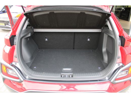 Hyundai Kona 1.6 GDI HEV Fashion | Automaat | Trekhaak | Dodehoek detectie | Parkeersensoren | Navigatie | Ach... ActivLease financial lease