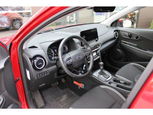 Hyundai Kona 1.6 GDI HEV Fashion | Automaat | Trekhaak | Dodehoek detectie | Parkeersensoren | Navigatie | Ach... ActivLease financial lease