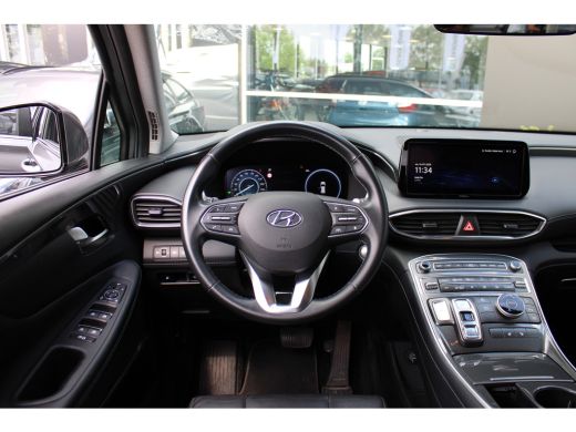 Hyundai Santa Fe 1.6 T-GDI PHEV Comfort Smart 7p. | Lederen bekleding | Parkeersensoren voor en achter | Stoelverw... ActivLease financial lease