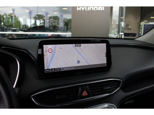 Hyundai Santa Fe 1.6 T-GDI PHEV Comfort Smart 7p. | Lederen bekleding | Parkeersensoren voor en achter | Stoelverw... ActivLease financial lease