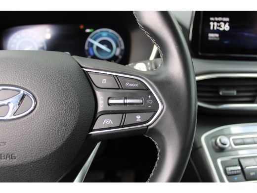 Hyundai Santa Fe 1.6 T-GDI PHEV Comfort Smart 7p. | Lederen bekleding | Parkeersensoren voor en achter | Stoelverw... ActivLease financial lease