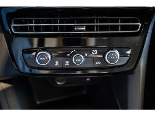 Opel Mokka-e Level 3 50 kWh | Camera | Parkeersensoren | Navigatie | Dodehoek | Keyless | Apple Carplay & Andr... ActivLease financial lease