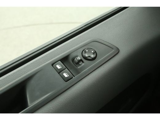 Opel Vivaro 2.0 CDTI L3H1 Airco 360Camera Cruise Carplay Navi PDC 3 Persoons Elektrpakket ActivLease financial lease
