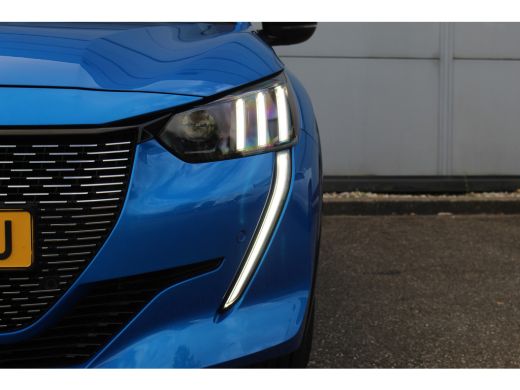 Peugeot 208 1.2 GT | Camera | Keyless | Navi | Carplay | Clima | Cruise | DAB | PDC | | Camera | Keyless | Na... ActivLease financial lease