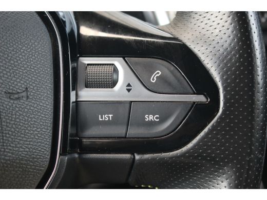 Peugeot 208 1.2 GT | Camera | Keyless | Navi | Carplay | Clima | Cruise | DAB | PDC | | Camera | Keyless | Na... ActivLease financial lease