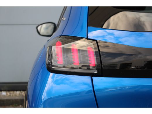 Peugeot 208 1.2 GT | Camera | Keyless | Navi | Carplay | Clima | Cruise | DAB | PDC | | Camera | Keyless | Na... ActivLease financial lease