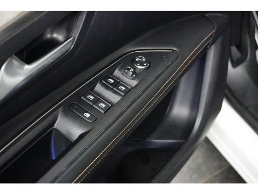 Peugeot 3008 1.6 HYbrid 225 Blue Lease Allure | Airco | Cruise | Camera | Pdc v&a | Dode-hoek detectie | E-kof... ActivLease financial lease