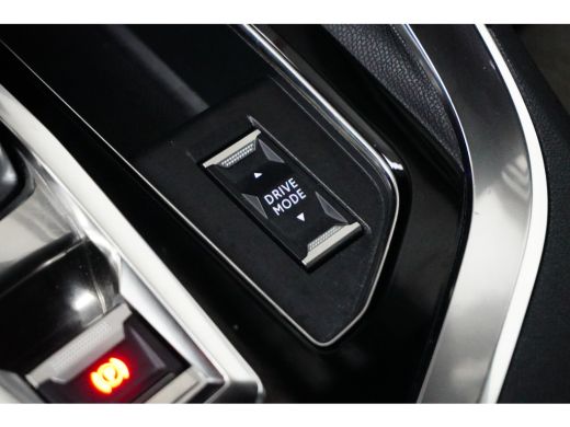 Peugeot 3008 1.6 HYbrid 225 Blue Lease Allure | Airco | Cruise | Camera | Pdc v&a | Dode-hoek detectie | E-kof... ActivLease financial lease