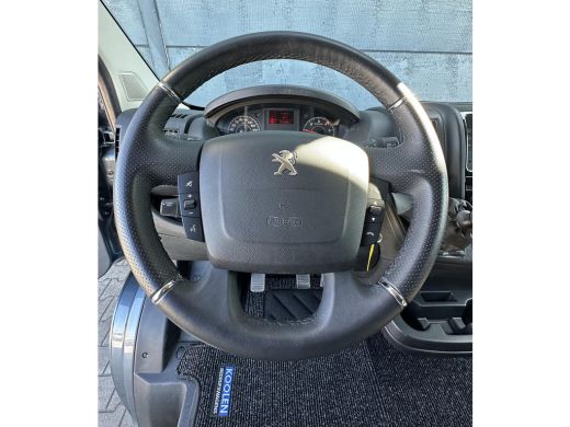Peugeot Boxer 2.2 BlueHDi 165 L3H2 3.5t L3H2 Metallic Blauw Airco Navi Trekhaak ActivLease financial lease