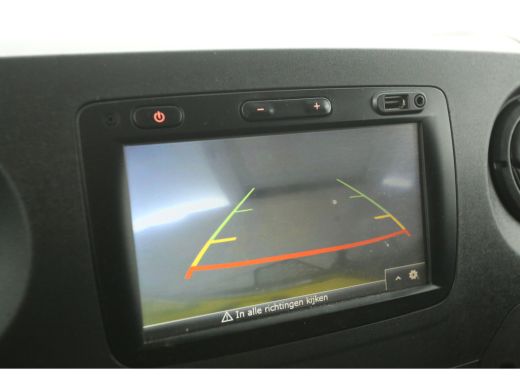 Renault Master T35 2.3 dCi 146PK L2H2 | Airco | 2xSchuifdeur | 3-Zits | Trekh. | Cruise | Camera | Parkeersens. ActivLease financial lease