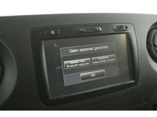 Renault Master T35 2.3 dCi 146PK L2H2 | Airco | 2xSchuifdeur | 3-Zits | Trekh. | Cruise | Camera | Parkeersens. ActivLease financial lease