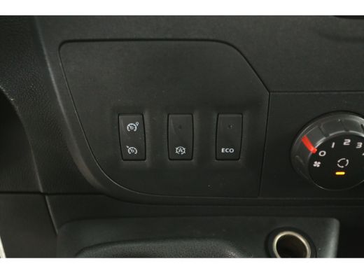 Renault Master T35 2.3 dCi 146PK L2H2 | Airco | 2xSchuifdeur | 3-Zits | Trekh. | Cruise | Camera | Parkeersens. ActivLease financial lease