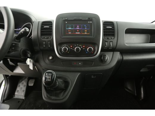 Renault Trafic 2.0 dCi T29 L1H1 Airco Cruise 2xSchuifdeur Navigatie PDC 3 Persoons Trekhaak ActivLease financial lease