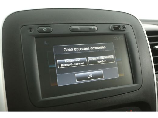 Renault Trafic 2.0 dCi T29 L1H1 Airco Cruise 2xSchuifdeur Navigatie PDC 3 Persoons Trekhaak ActivLease financial lease