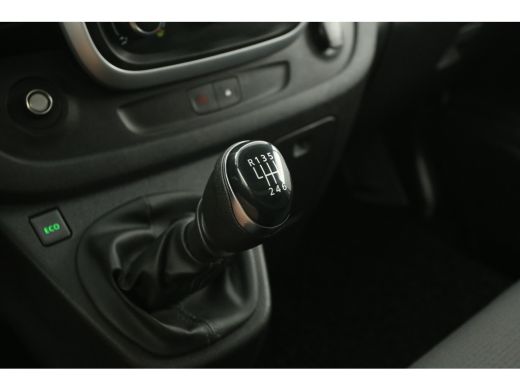 Renault Trafic 2.0 dCi T29 L1H1 Airco Cruise 2xSchuifdeur Navigatie PDC 3 Persoons Trekhaak ActivLease financial lease