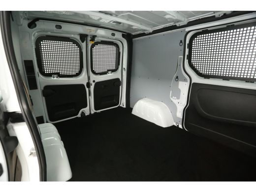 Renault Trafic 2.0 dCi T29 L1H1 Airco Cruise 2xSchuifdeur Navigatie PDC 3 Persoons Trekhaak ActivLease financial lease