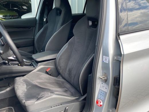 Skoda Enyaq iV 80 Sportline Dodehoekdetectie | Warmte pomp | Keyless | Matrix koplampen | App connect | Park ass... ActivLease financial lease