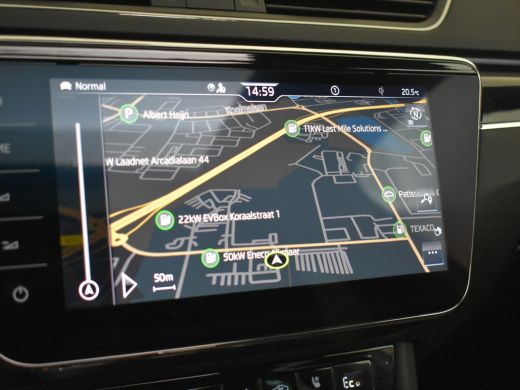Skoda Superb Combi 1.4 TSI iV Laurin & Klement 218pk l Panorama dak | Elektrische stoelen | Stoelventilatie | ... ActivLease financial lease