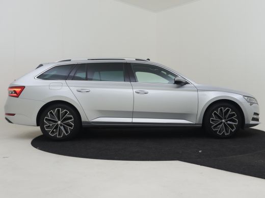 Skoda Superb Combi 1.4 TSI iV Laurin & Klement 218pk l Panorama dak | Elektrische stoelen | Stoelventilatie | ... ActivLease financial lease