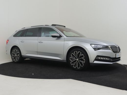 Skoda Superb Combi 1.4 TSI iV Laurin & Klement 218pk l Panorama dak | Elektrische stoelen | Stoelventilatie | ... ActivLease financial lease