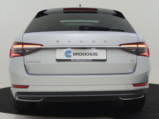 Skoda Superb Combi 1.4 TSI iV Laurin & Klement 218pk l Panorama dak | Elektrische stoelen | Stoelventilatie | ... ActivLease financial lease