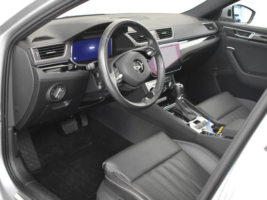 Skoda Superb Combi 1.4 TSI iV Laurin & Klement 218pk l Panorama dak | Elektrische stoelen | Stoelventilatie | ... ActivLease financial lease