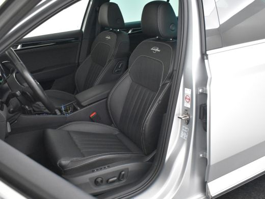 Skoda Superb Combi 1.4 TSI iV Laurin & Klement 218pk l Panorama dak | Elektrische stoelen | Stoelventilatie | ... ActivLease financial lease