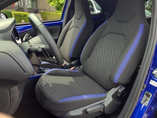 Toyota Aygo 1.0 VVT-i S-CVT Pulse Automaat | Trekhaak | Apple CarPlay | Rijklaarprijs incl. garantie | ActivLease financial lease