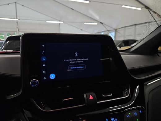 Toyota C-HR 1.8 Hybrid Executive ActivLease financial lease