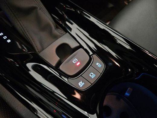 Toyota C-HR 1.8 Hybrid Executive ActivLease financial lease