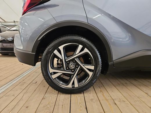 Toyota C-HR 1.8 Hybrid Executive ActivLease financial lease