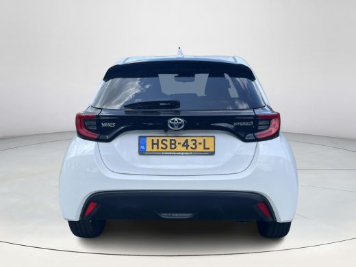 Toyota Yaris 1.5 Hybrid Dynamic | Carplay | LED koplampen | Keyless entry | Licht metalen velgen | ActivLease financial lease