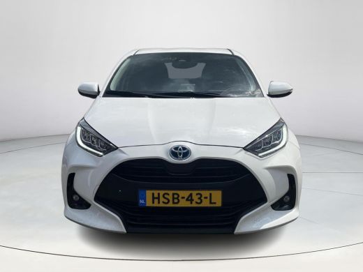 Toyota Yaris 1.5 Hybrid Dynamic | Carplay | LED koplampen | Keyless entry | Licht metalen velgen | ActivLease financial lease