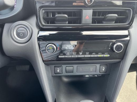 Toyota Yaris Cross 1.5 Hybrid 115 First Edition | Navigatie | Apple CarPlay/Android auto | Achteruitrijcamera | Stuu... ActivLease financial lease