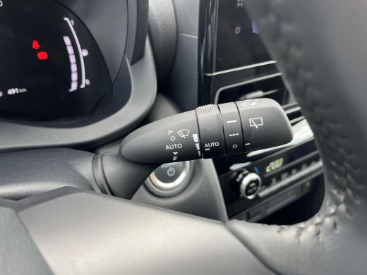 Toyota Yaris Cross 1.5 Hybrid 115 First Edition | Navigatie | Apple CarPlay/Android auto | Achteruitrijcamera | Stuu... ActivLease financial lease