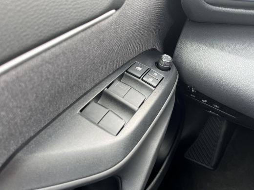 Toyota Yaris Cross 1.5 Hybrid 115 First Edition | Navigatie | Apple CarPlay/Android auto | Achteruitrijcamera | Stuu... ActivLease financial lease