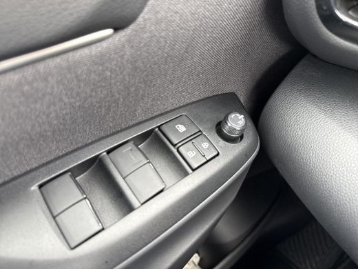 Toyota Yaris Cross 1.5 Hybrid 115 First Edition | Navigatie | Apple CarPlay/Android auto | Achteruitrijcamera | Stuu... ActivLease financial lease