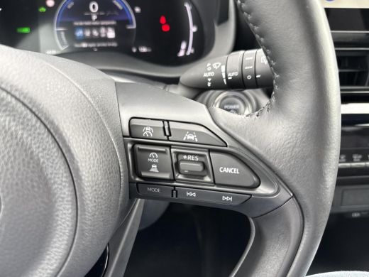 Toyota Yaris Cross 1.5 Hybrid 115 First Edition | Navigatie | Apple CarPlay/Android auto | Achteruitrijcamera | Stuu... ActivLease financial lease