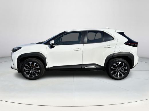 Toyota Yaris Cross 1.5 Hybrid Dynamic **DODEHOEK DETECTIE/ STOELVERWARMING/ AWD/ 36 MAANDEN GARANTIE** ActivLease financial lease