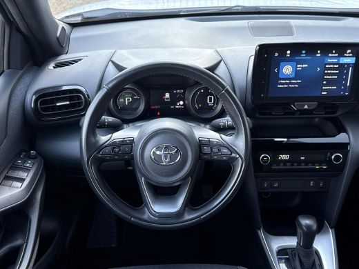 Toyota Yaris Cross 1.5 Hybrid Dynamic **DODEHOEK DETECTIE/ STOELVERWARMING/ AWD/ 36 MAANDEN GARANTIE** ActivLease financial lease