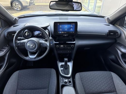 Toyota Yaris Cross 1.5 Hybrid Dynamic **DODEHOEK DETECTIE/ STOELVERWARMING/ AWD/ 36 MAANDEN GARANTIE** ActivLease financial lease