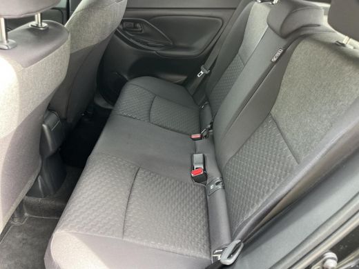 Toyota Yaris Cross 1.5 Hybrid Dynamic | Stoel- + stuurverwarming | Navigatie | Keyless entry | LED koplampen | ActivLease financial lease
