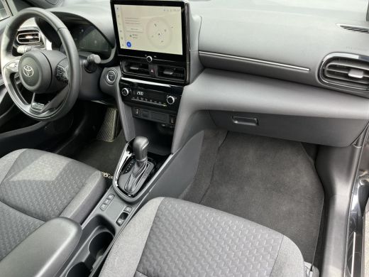 Toyota Yaris Cross 1.5 Hybrid Dynamic | Stoel- + stuurverwarming | Navigatie | Keyless entry | LED koplampen | ActivLease financial lease