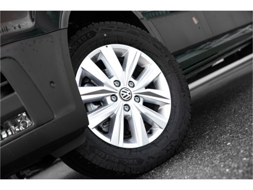 Volkswagen Crafter Exclusive 177 pk | Ontario Green | Navi | Led | Adaptive Cruise | Camera | ActivLease financial lease