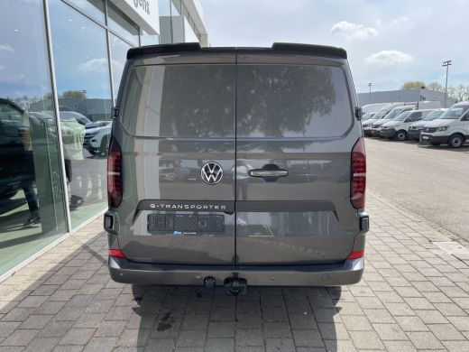Volkswagen e-Transporter 32 L2H1 Style 64 kWh 995.- per maand all in! | 286 PK | Trekhaak | App Connect | Camera ActivLease financial lease