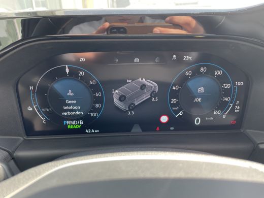 Volkswagen e-Transporter 32 L2H1 Style 64 kWh 995.- per maand all in! | 286 PK | Trekhaak | App Connect | Camera ActivLease financial lease