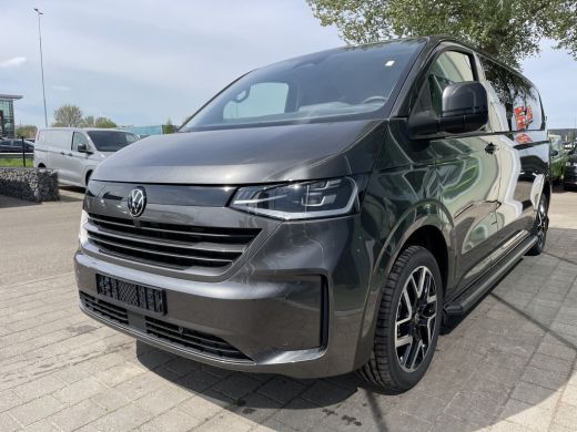 Volkswagen e-Transporter 32 L2H1 Style 64 kWh 995.- per maand all in! | 286 PK | Trekhaak | App Connect | Camera ActivLease financial lease