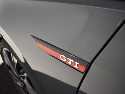 Volkswagen Golf 2.0 TSI GTI 245pk DSG/AUTO Harman/Kardon audio | Navigatie | Panorama dak | App connect | Keyless... ActivLease financial lease